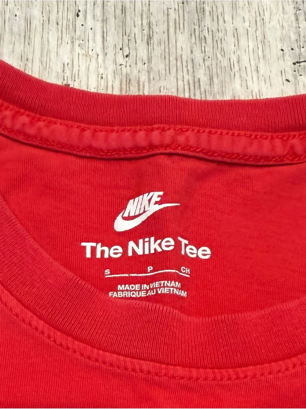Nike Red Crew Neck Short Sleeve Tee with White Logo Mens Small